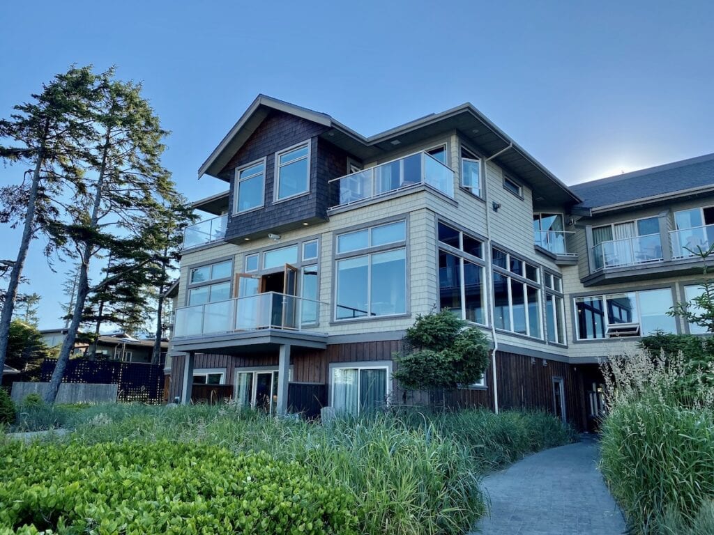 The Long Beach Lodge