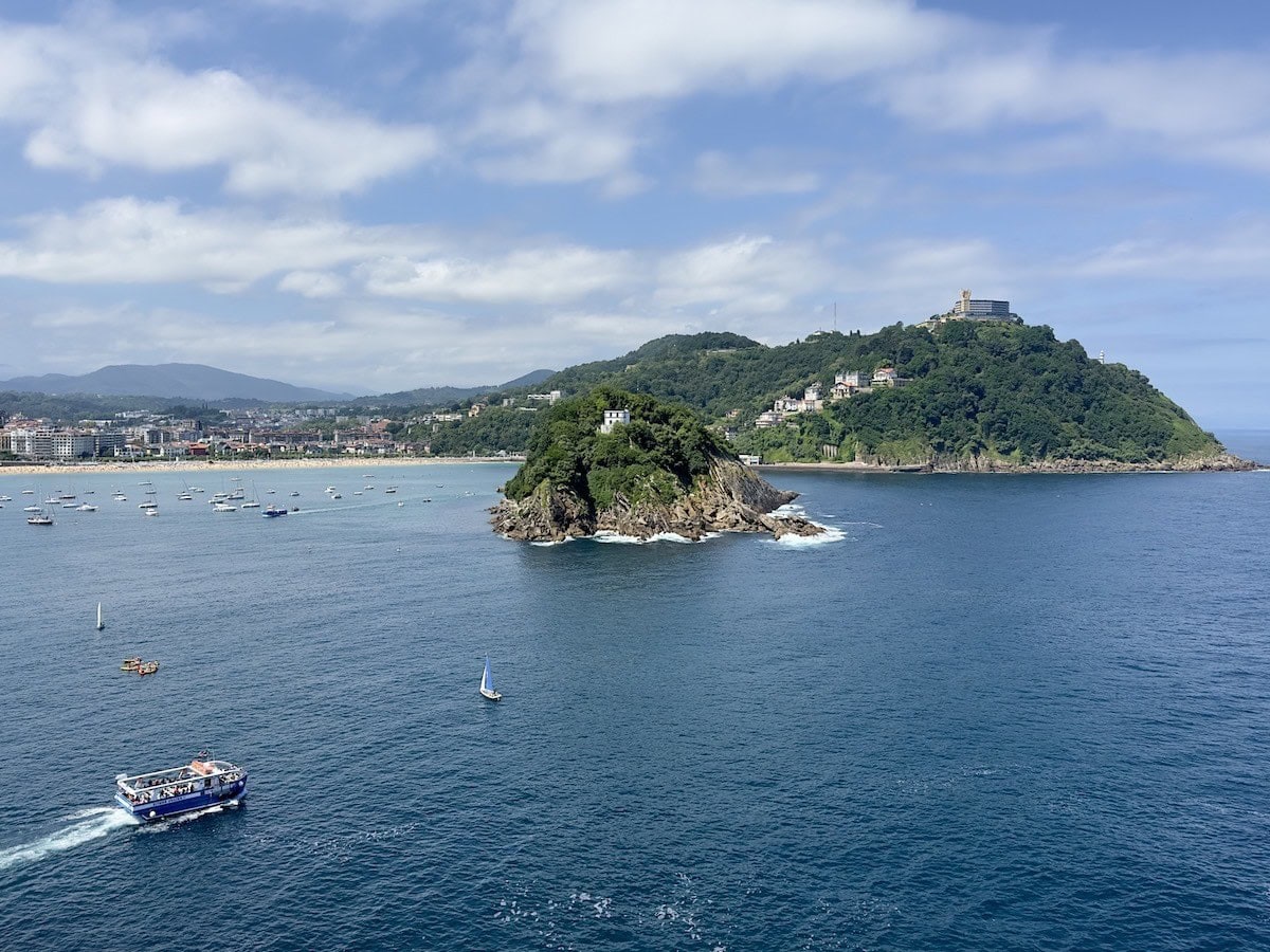 Ferry to Santa Clara Island San Sebastian