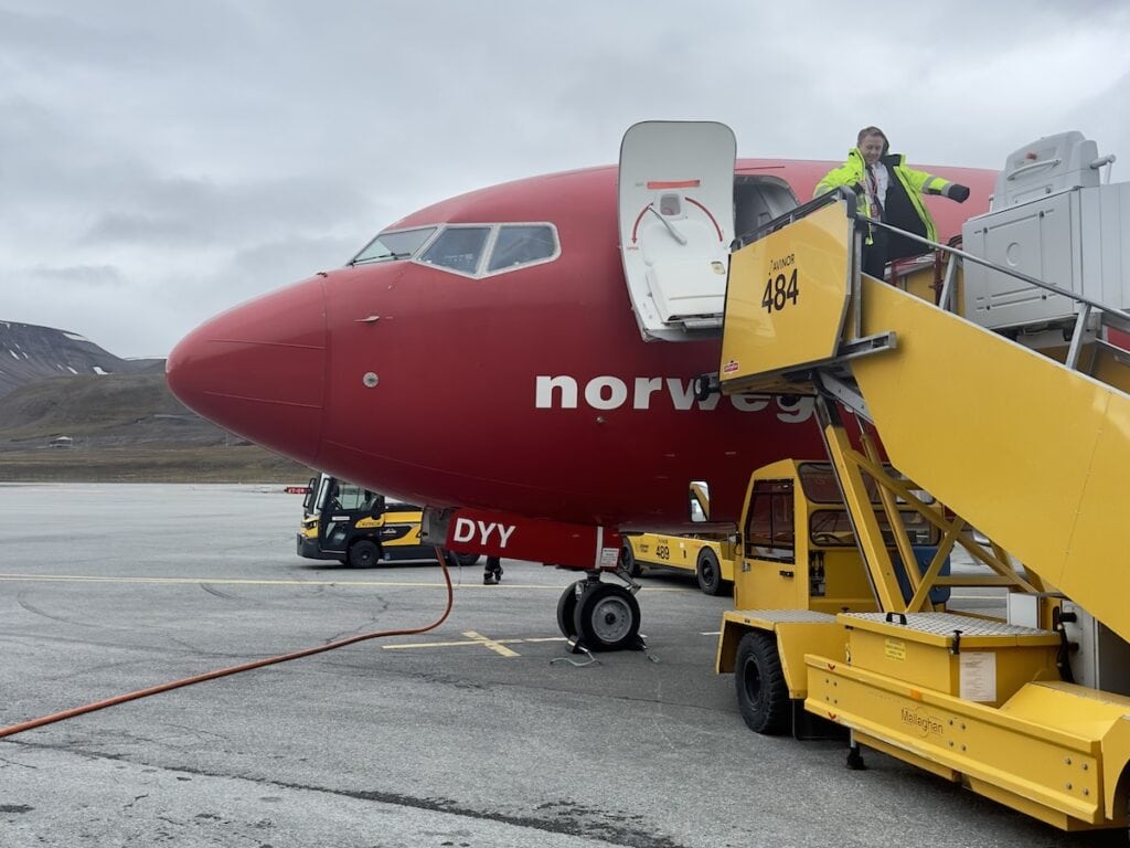 Norwegian flight landing in Longyearbyen, Svalbard