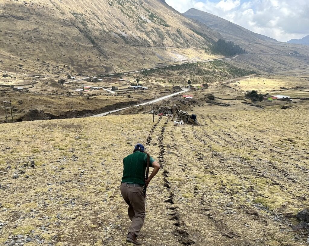 Mountain Lodge Peru - Farming Planing Potato Field