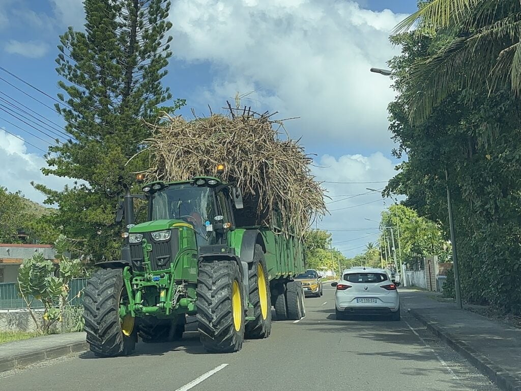 Tractor full of sugar cane, Marie Galante