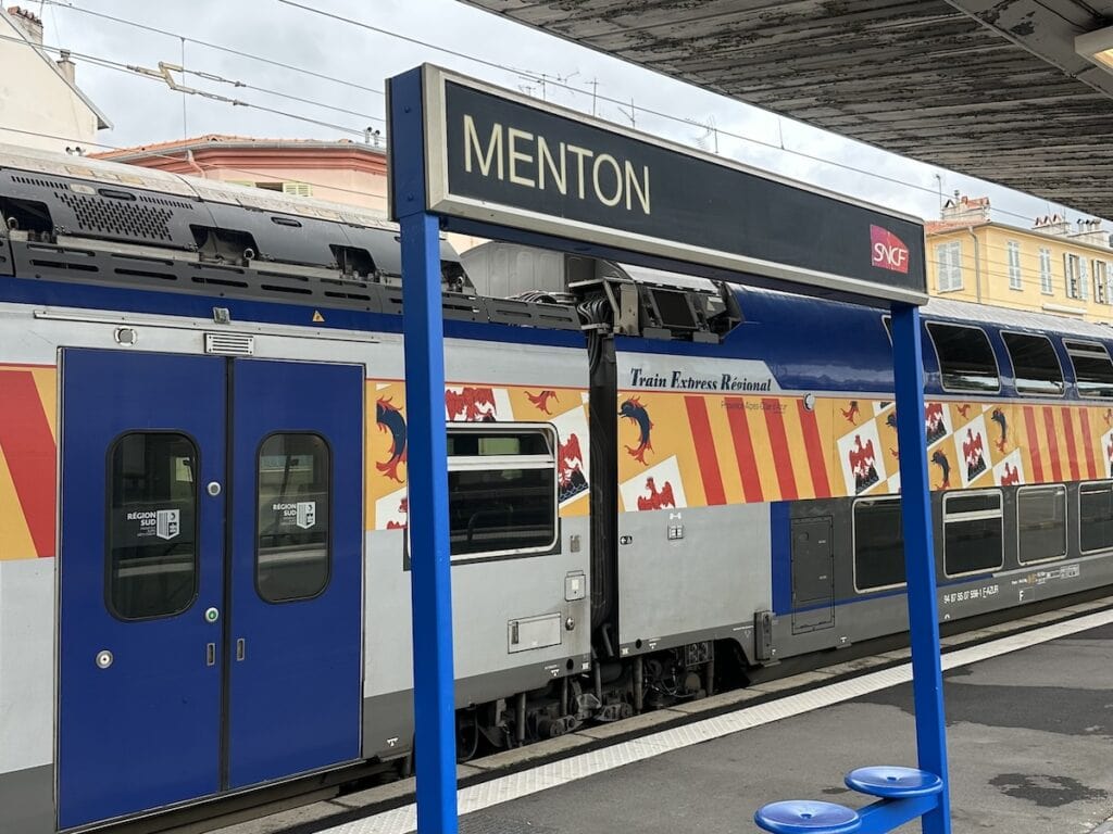 Trains Menton France