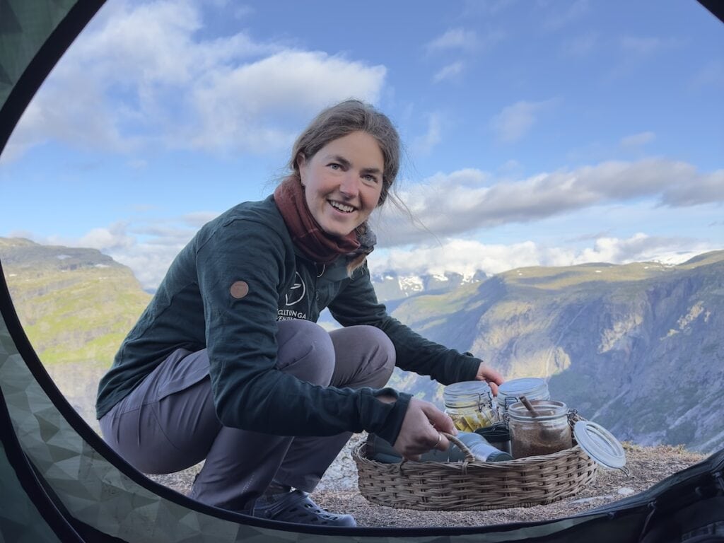 Morning Tea Delivery Trolltunga Adventures